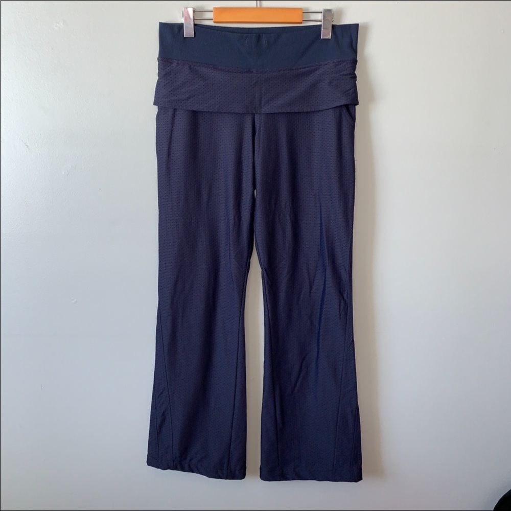 Lululemon Sz. 10 navy blue wide leg athletic yoga pants